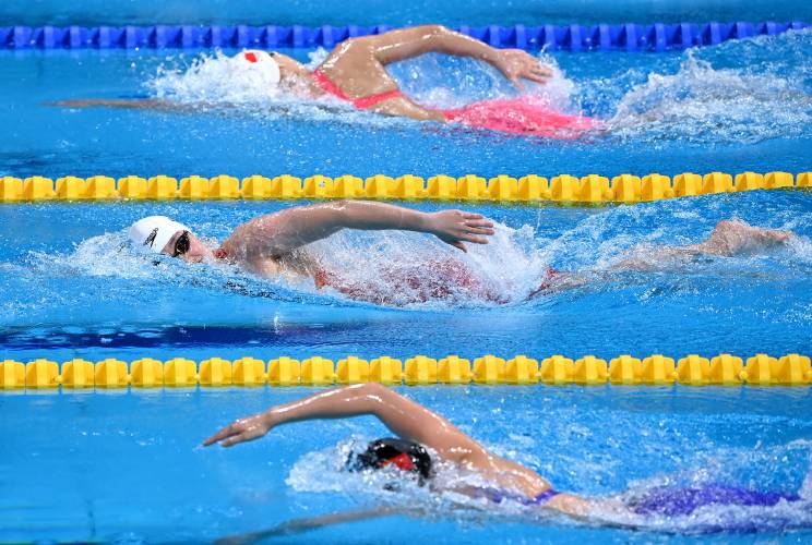 直播:女子800米自由泳决赛的相关图片